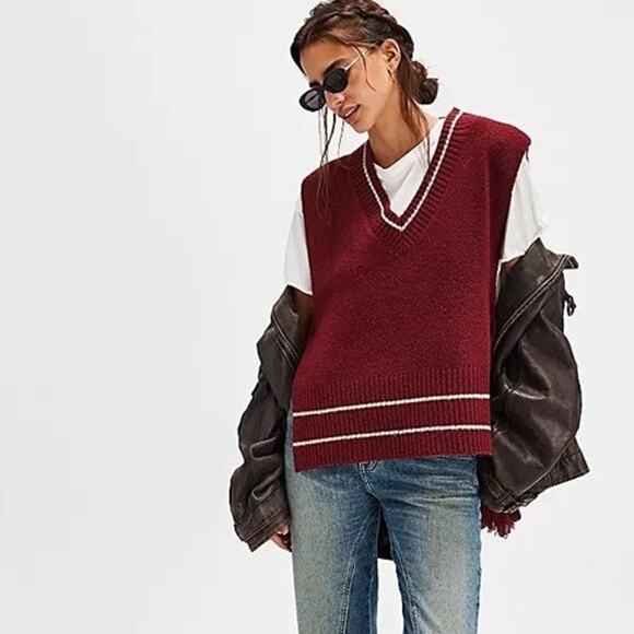 NEW Free People All Star Stripe Poncho One Size Burgundy Red with White Stripes - Picture 1 of 9